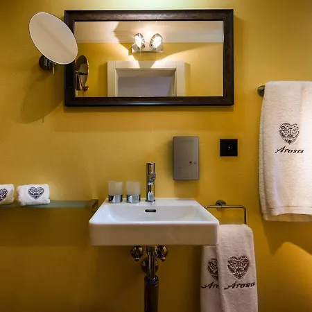 Home Hotel Arosa 3* Ароза