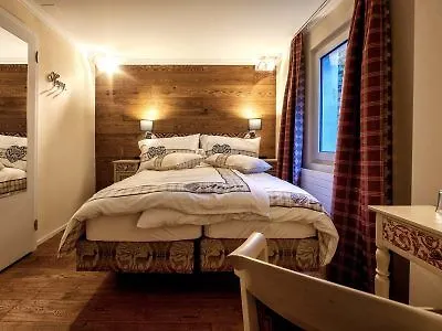 Home Hotel Arosa Arosa